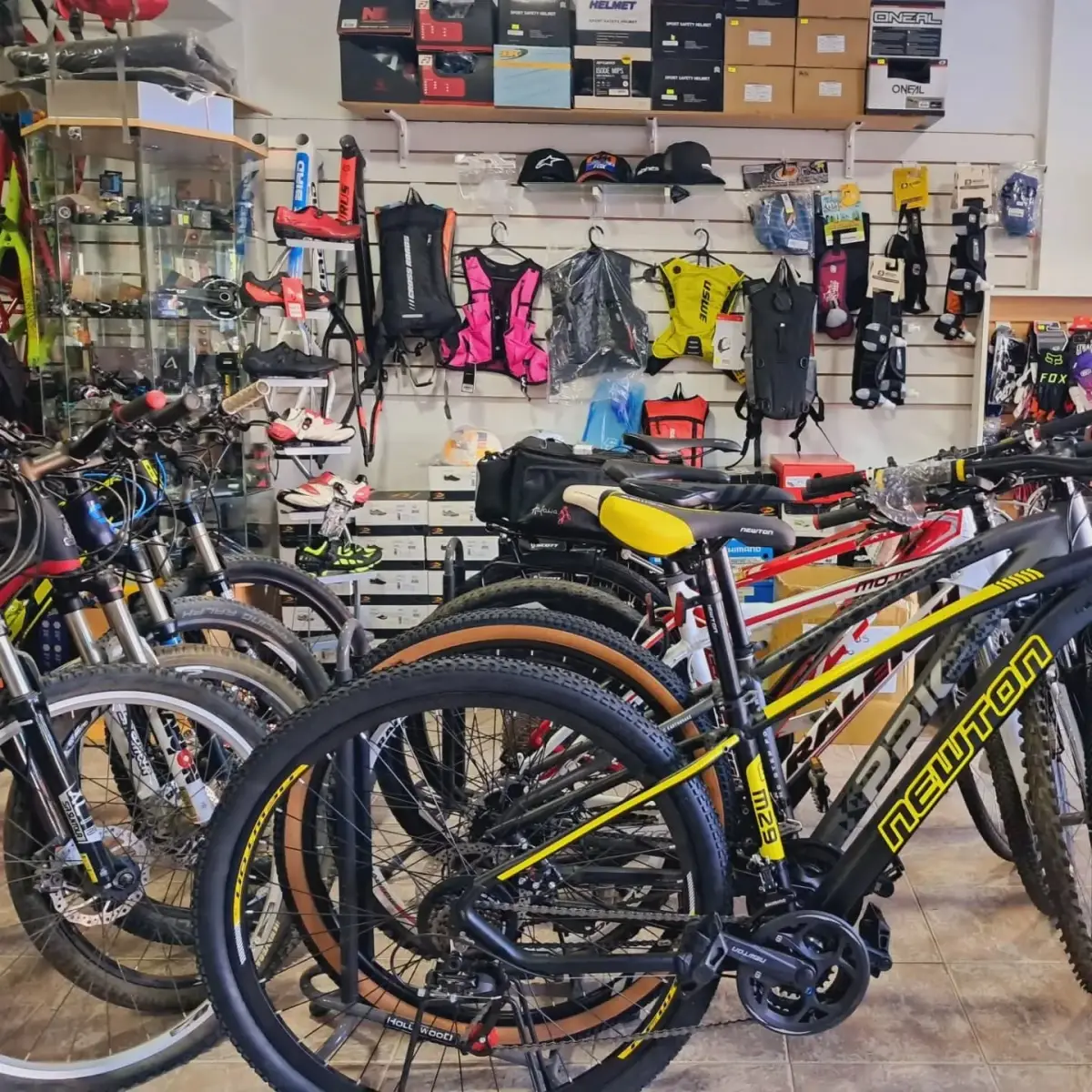 PATO BIKEE gallery 1