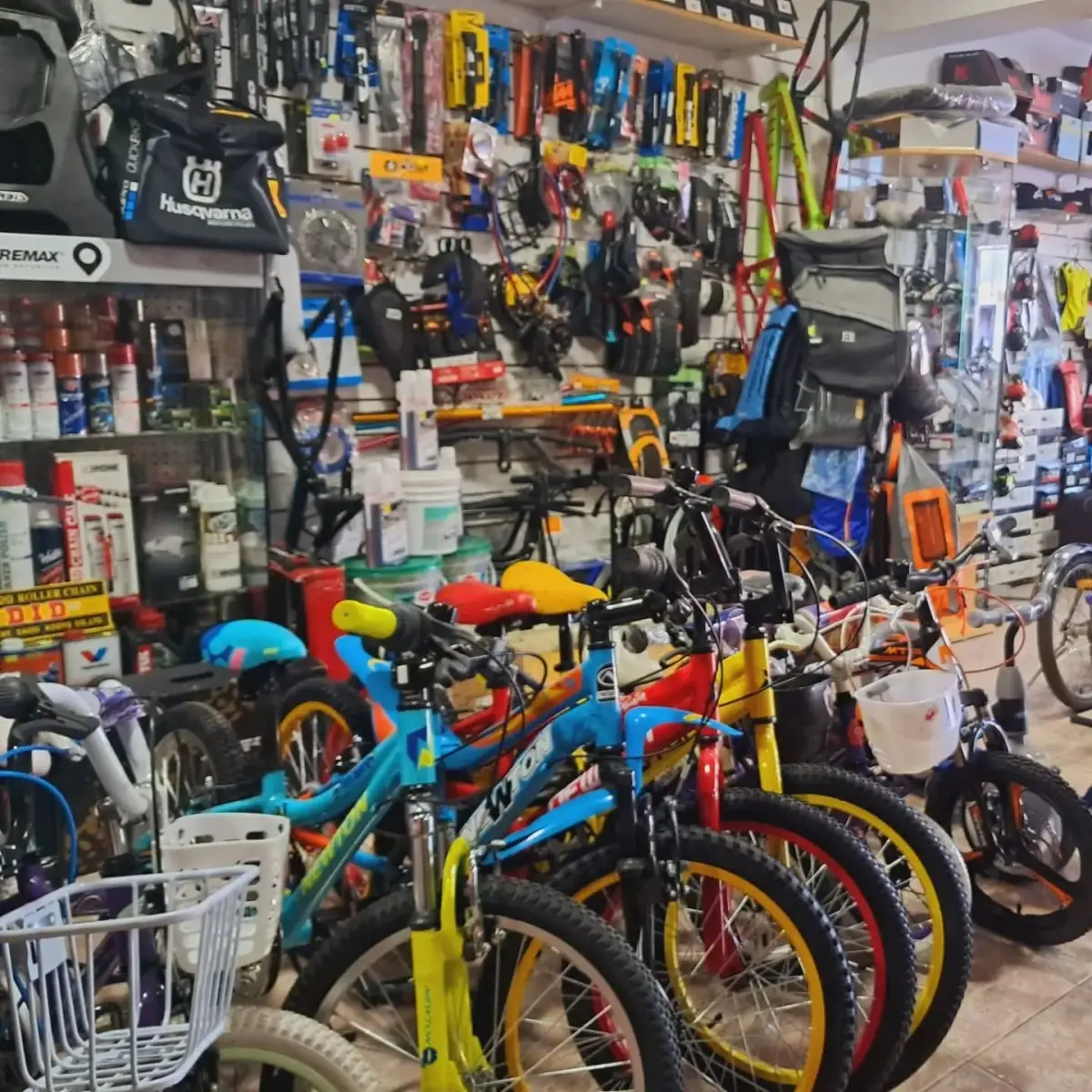 PATO BIKEE gallery 3