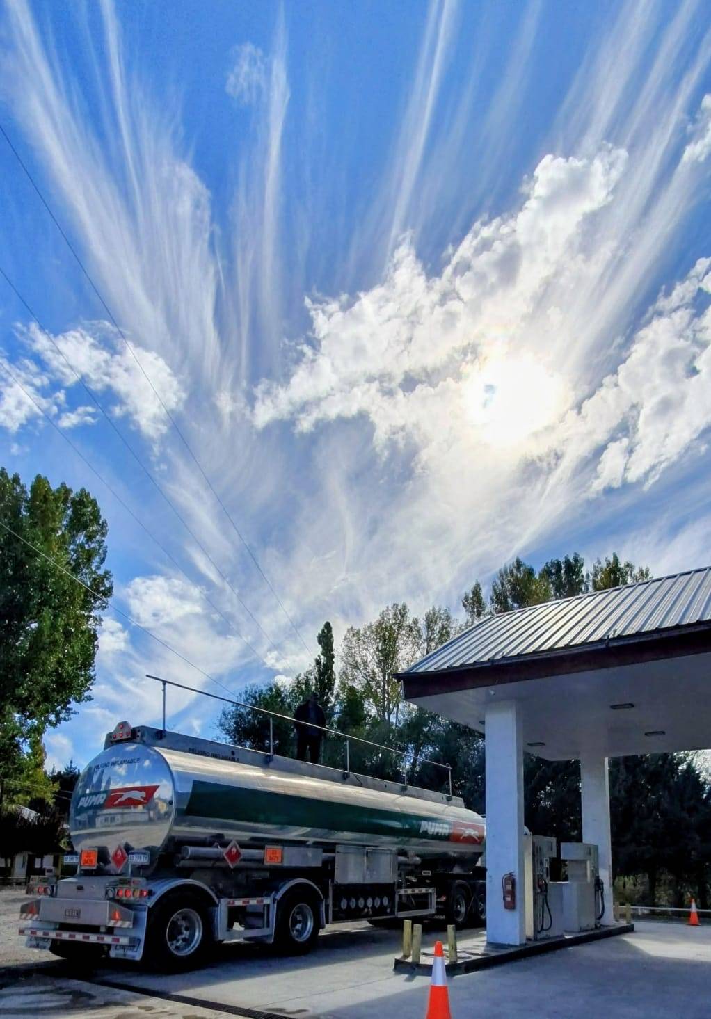 Estación de Servicio Las Ovejas gallery 2