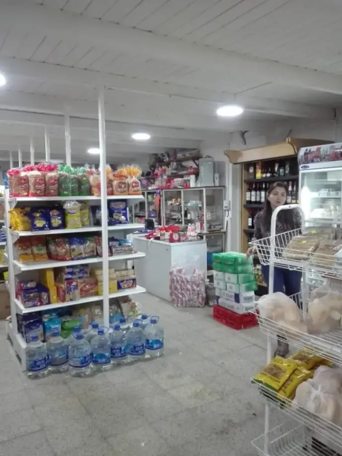 El Volcan Minimercado  gallery 0