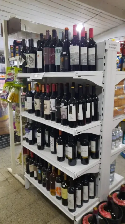 El Volcan Minimercado  gallery 6