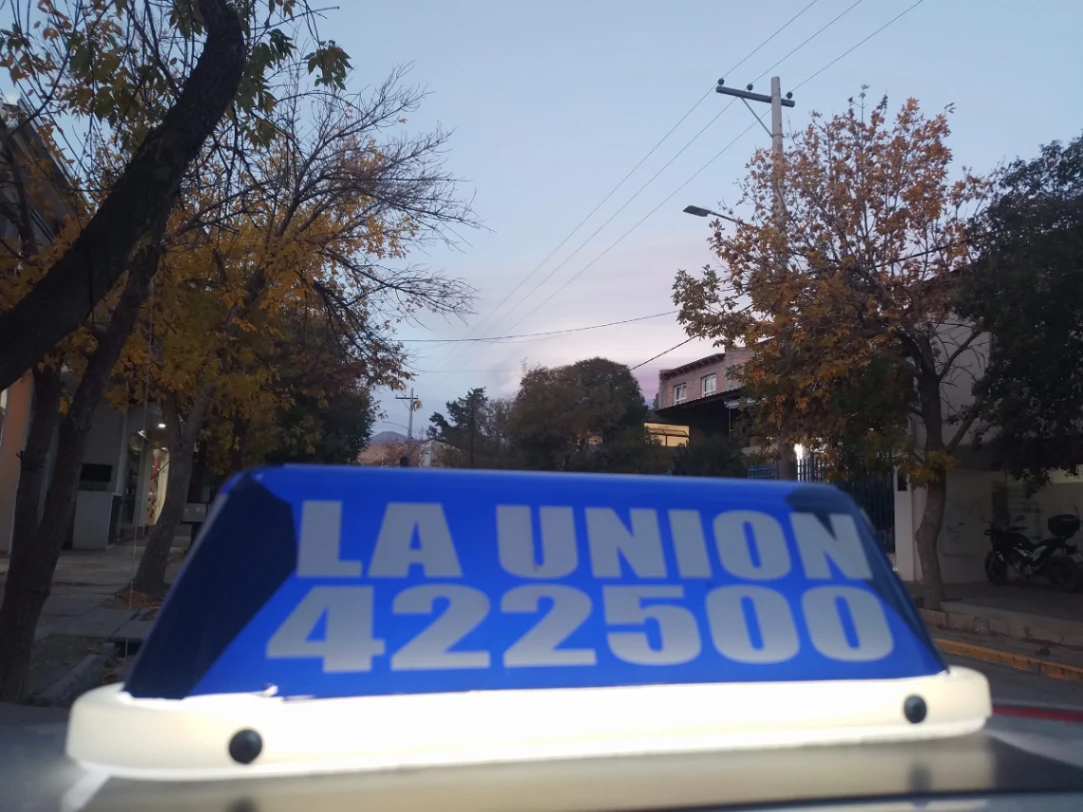 LA UNION TAXI  gallery 1